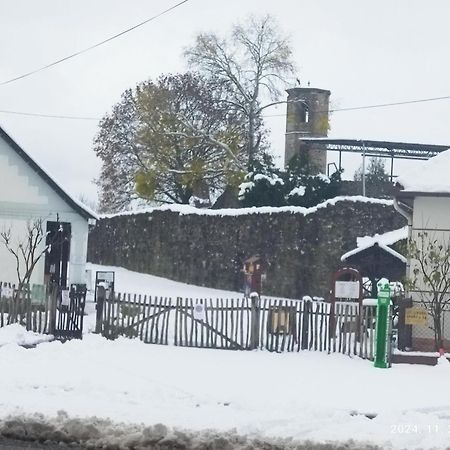 KisnánaEden Vendeghaz公寓 外观 照片