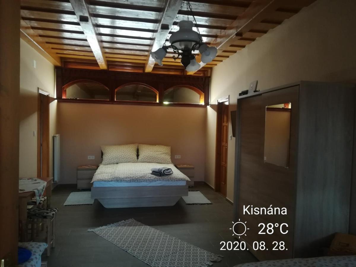 KisnánaEden Vendeghaz公寓 外观 照片